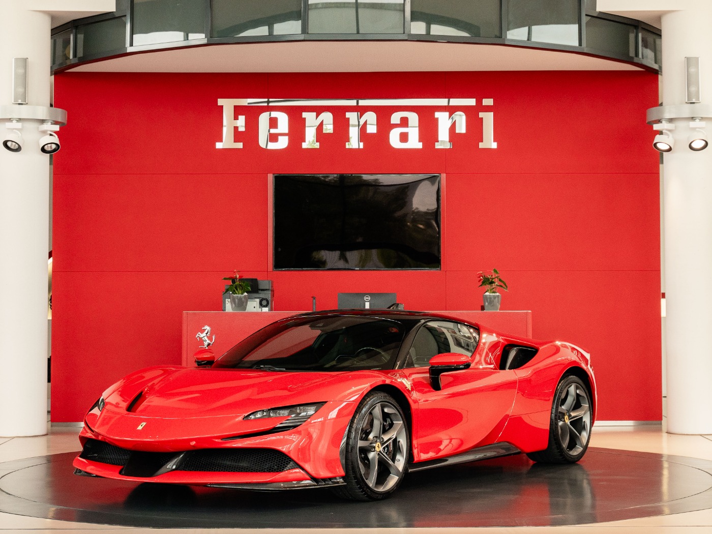 Ferrari SF90