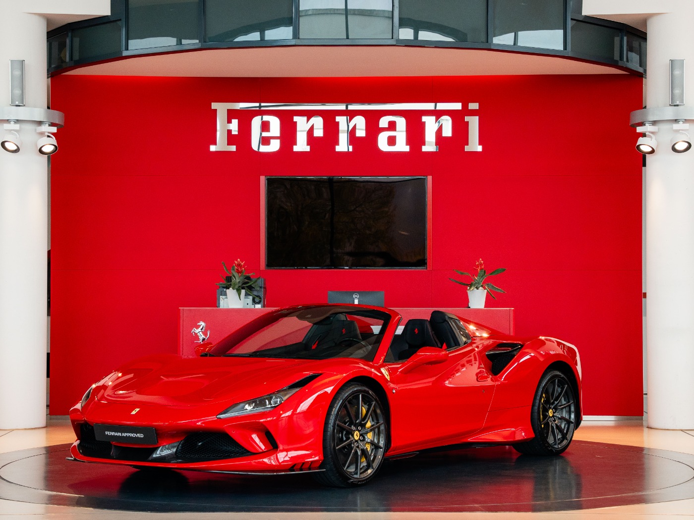 Ferrari F8