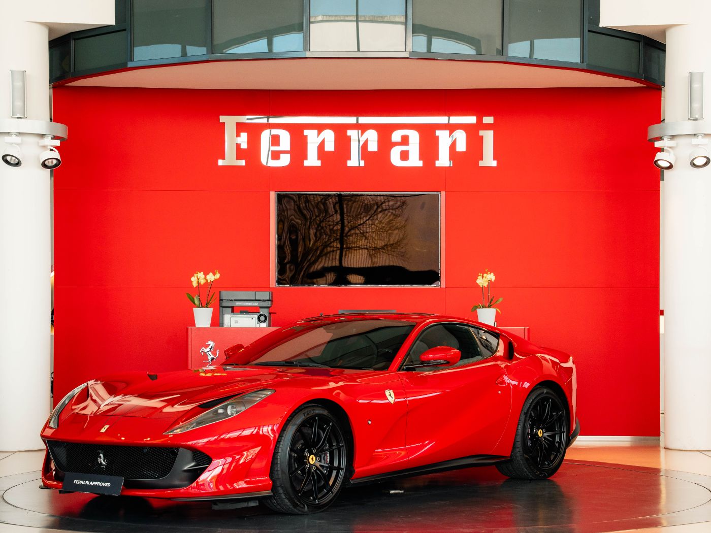 Ferrari 812
