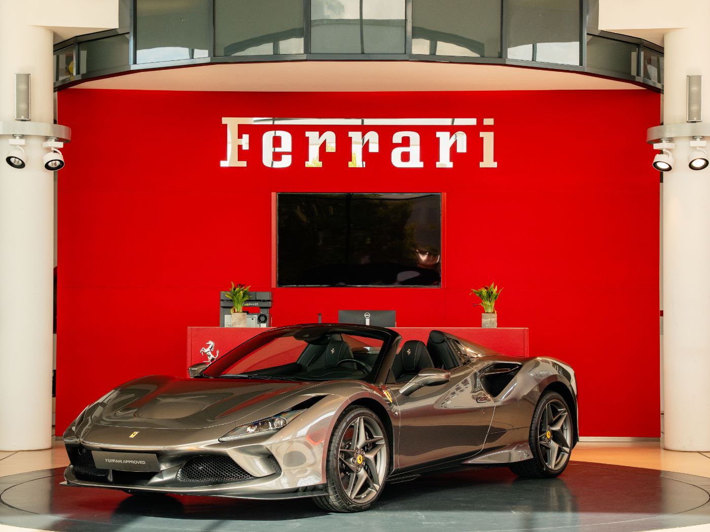 Ferrari F8