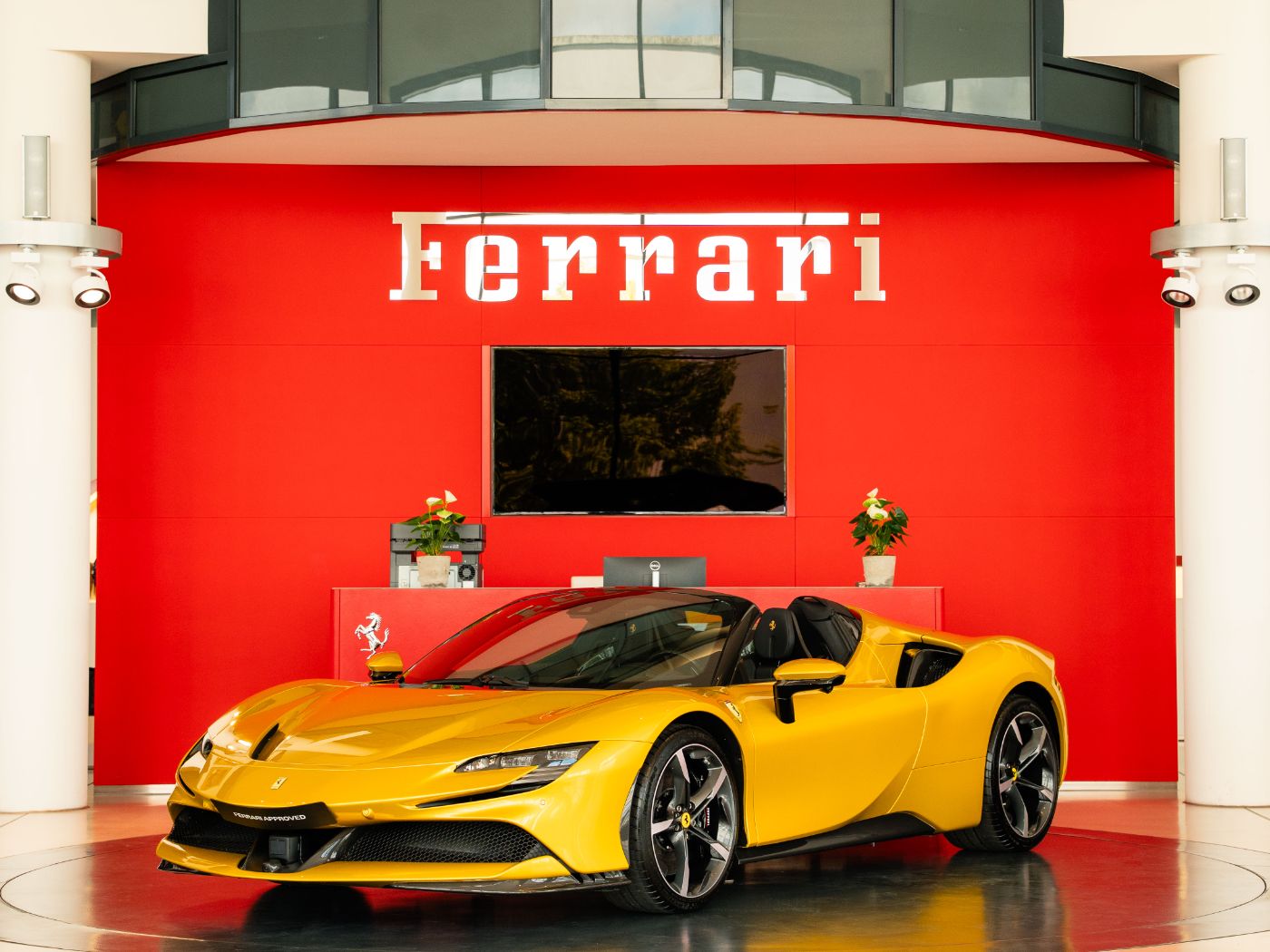 Ferrari SF90