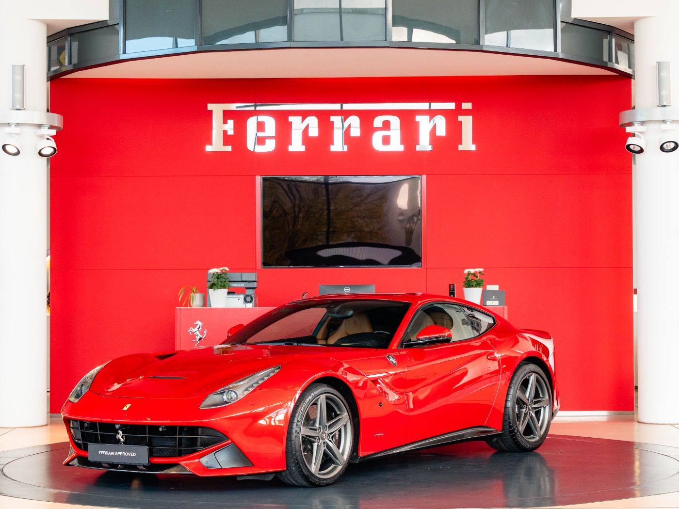 Ferrari F12