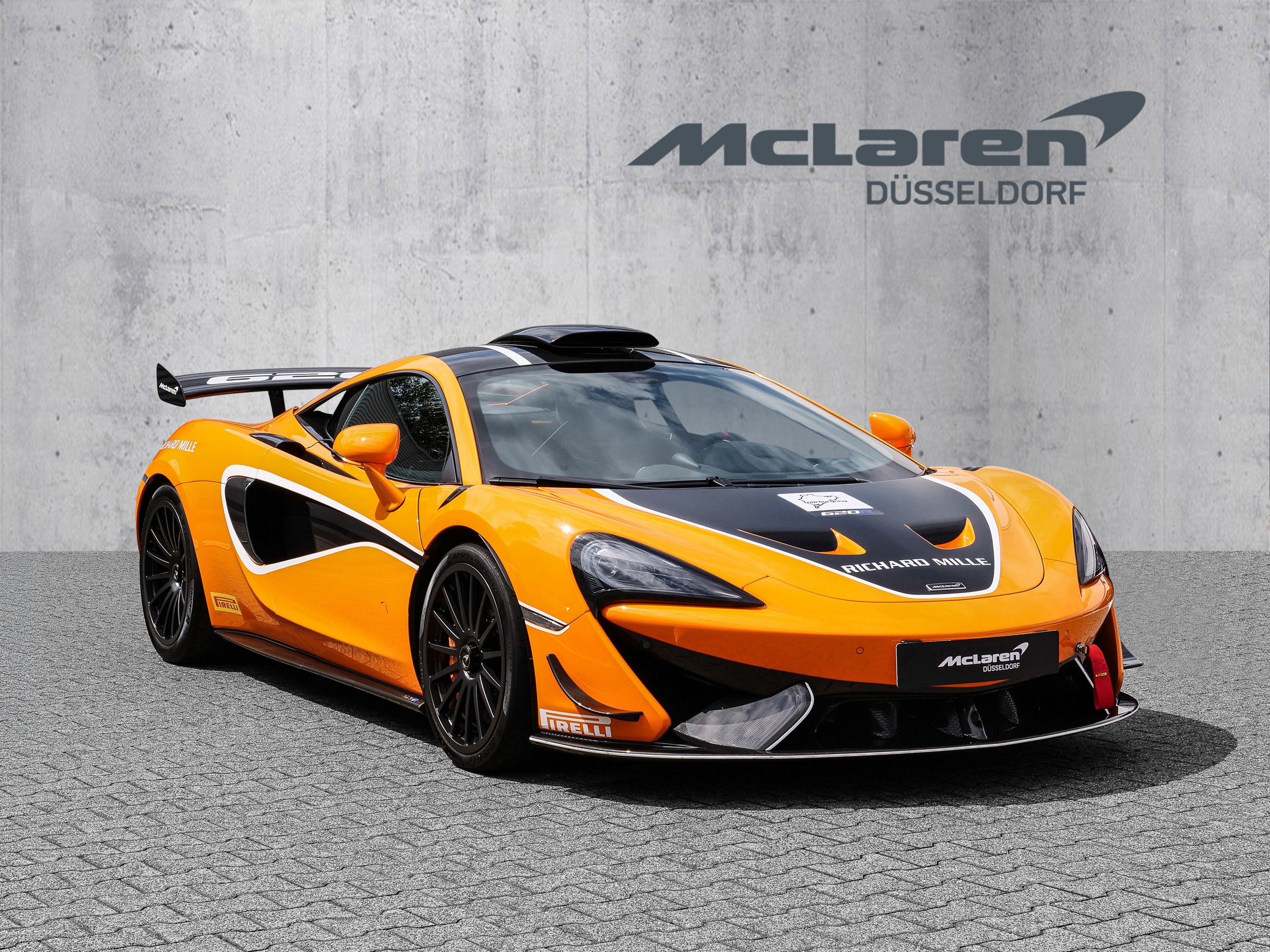 McLaren 620R
