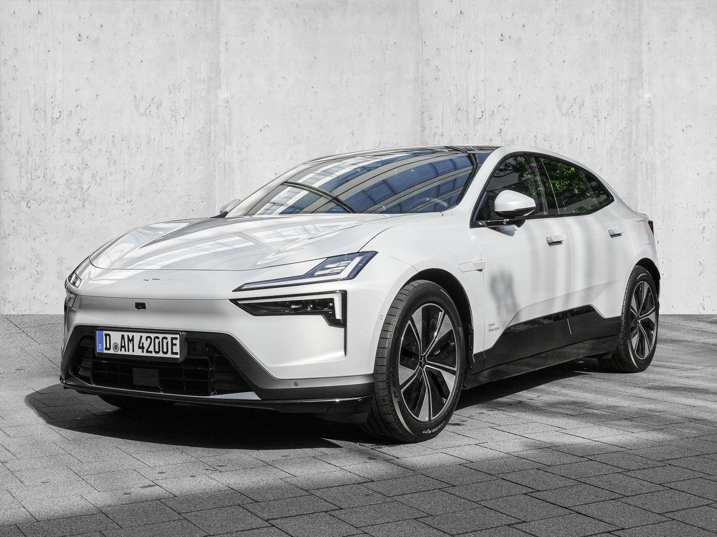 Polestar 4