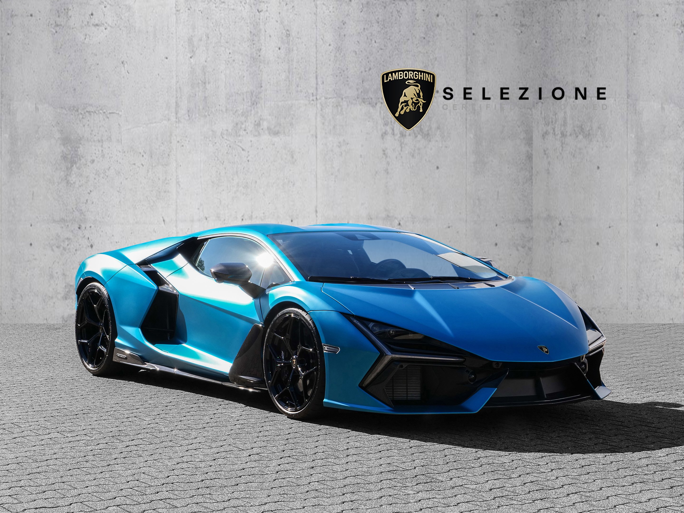 Lamborghini Revuelto