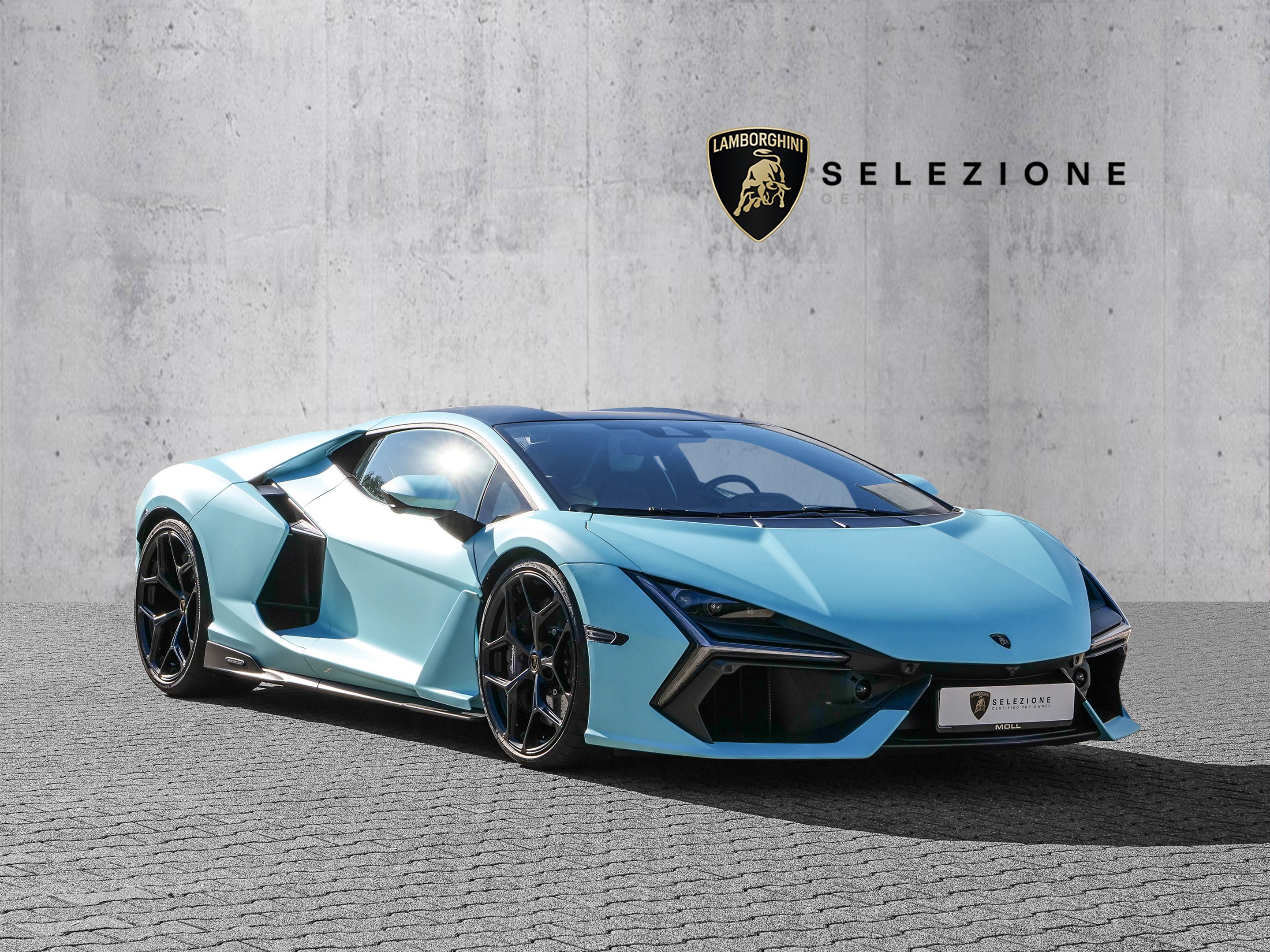 Lamborghini Revuelto